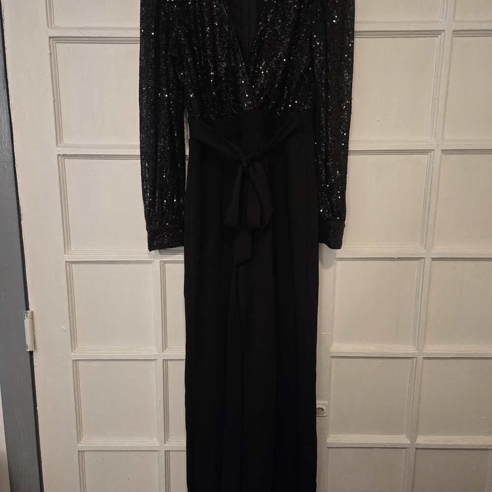 Elegant Black Sequin Dress